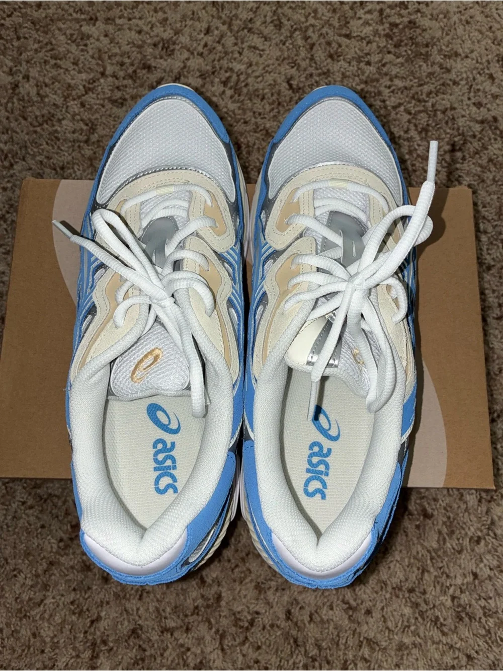 ASICS NYC-Gel Sneakers in White, Light Blue & Cream